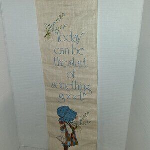 Vtg Holly Hobbie Wall Hanging Banner Linen 24" long Country Cutie Primitive